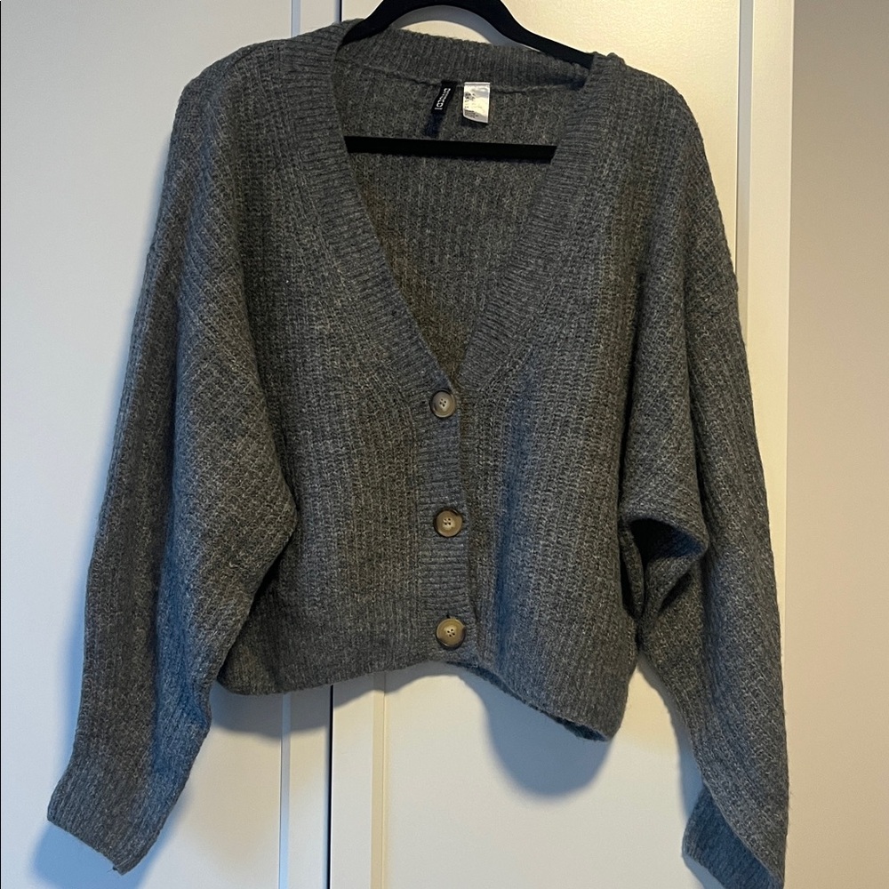 H&M Cropped Cardigan